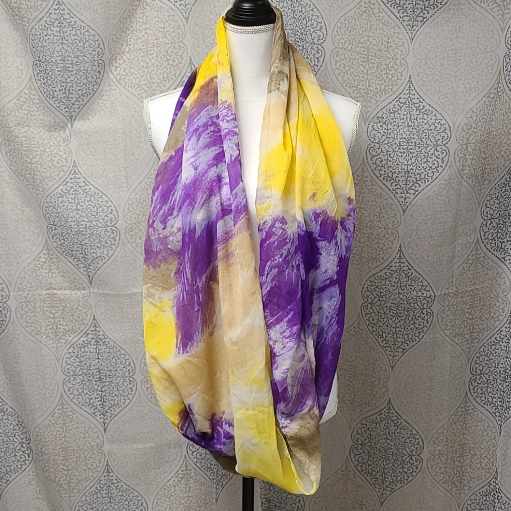 Lightweight scarf
